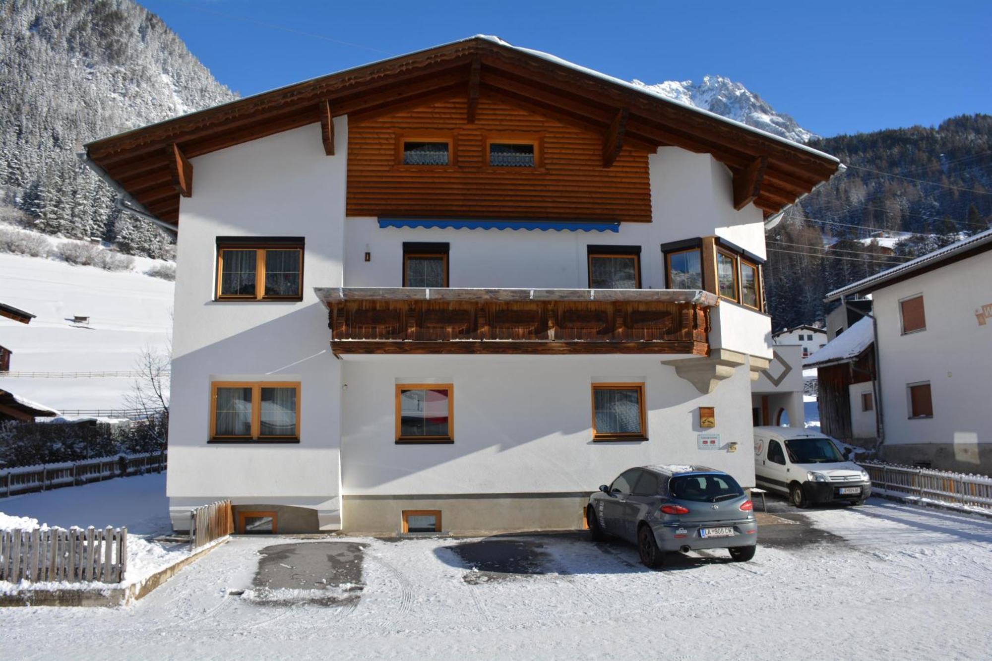 Апартаменты Haus Schimpfoessl Флирш Экстерьер фото